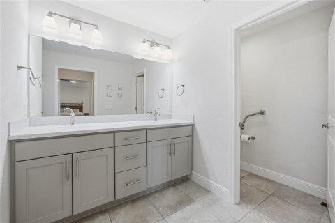 Villa ou maison à vendre à Oxford, Floride: 3 chambres, 204.38 m2 № 2150770 - photo 16