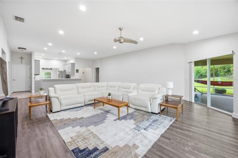 Villa ou maison à vendre à Oxford, Floride: 3 chambres, 204.38 m2 № 2150770 - photo 11