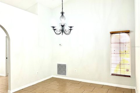 Casa en alquiler en Davenport, Florida, 3 dormitorios, 162.86 m2 № 1918150 - foto 4