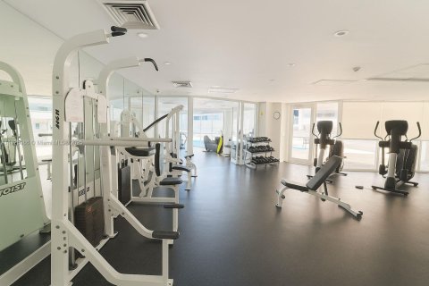 Condo in Miami Beach, Florida, 2 bedrooms  № 1794314 - photo 18