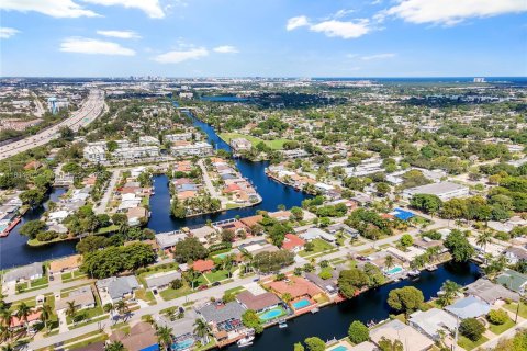 Снять в аренду виллу или дом в Холливуд, Флорида 5 спален, 169.55м2, № 2014455 - фото 5