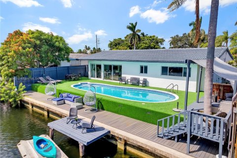 Снять в аренду виллу или дом в Холливуд, Флорида 5 спален, 169.55м2, № 2014455 - фото 6