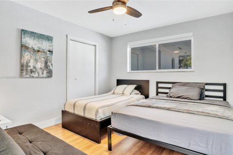 Снять в аренду виллу или дом в Холливуд, Флорида 5 спален, 169.55м2, № 2014455 - фото 16