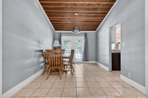 House in Jupiter, Florida 4 bedrooms, 238.39 sq.m. № 2087770 - photo 7