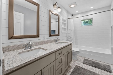 House in Jupiter, Florida 4 bedrooms, 238.39 sq.m. № 2087770 - photo 14