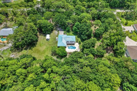 House in Jupiter, Florida 4 bedrooms, 238.39 sq.m. № 2087770 - photo 19