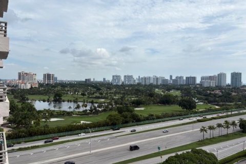 Condo in Aventura, Florida, 1 bedroom  № 1926325 - photo 22
