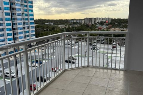 Condominio en venta en Aventura, Florida, 1 dormitorio № 1939373 - foto 3
