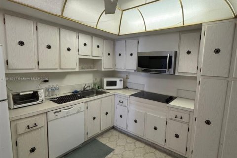 Condominio en venta en Aventura, Florida, 1 dormitorio № 1939373 - foto 8