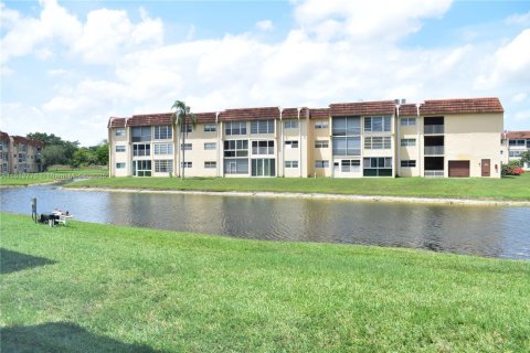 Copropriété à vendre à Sunrise, Floride: 1 chambre, 58.53 m2 № 1875213 - photo 16