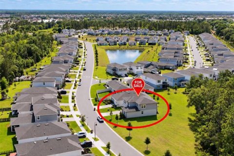 Villa ou maison à vendre à Clermont, Floride: 4 chambres, 244.43 m2 № 2427508 - photo 3