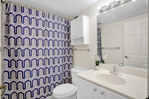 Снять в аренду кондоминиум в Холливуд, Флорида 1 спальня, 77.57м2, № 1934965 - фото 14