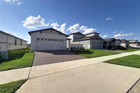 House in Lake Alfred, Florida 4 bedrooms, 148.64 sq.m. № 2167142 - photo 6