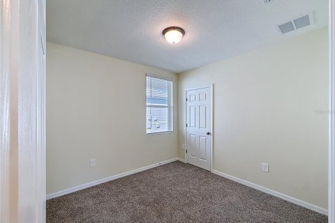 House in Lake Alfred, Florida 4 bedrooms, 148.64 sq.m. № 2167142 - photo 15