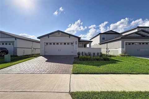 House in Lake Alfred, Florida 4 bedrooms, 148.64 sq.m. № 2167142