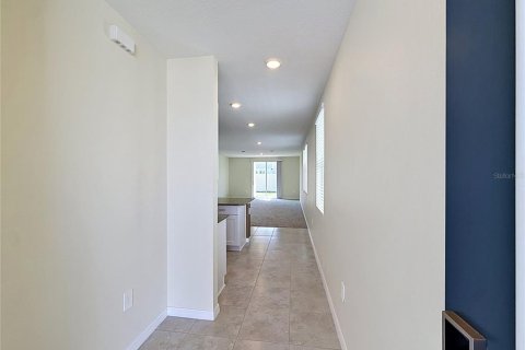 House in Lake Alfred, Florida 4 bedrooms, 148.64 sq.m. № 2167142 - photo 8
