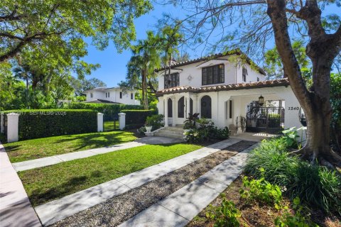 Casa en venta en Coral Gables, Florida, 3 dormitorios, 230.77 m2 № 2027573 - foto 19