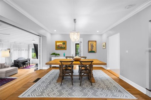 Casa en venta en Coral Gables, Florida, 3 dormitorios, 230.77 m2 № 2027573 - foto 28