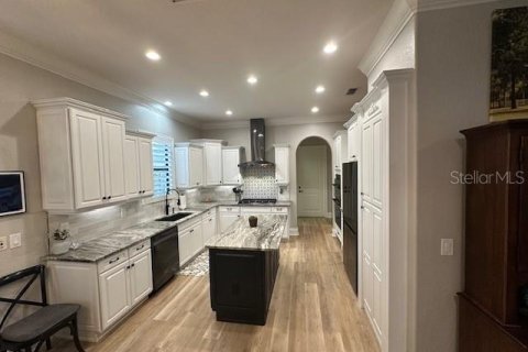 House in Orlando, Florida 4 bedrooms, 335.19 sq.m. № 1535203 - photo 25