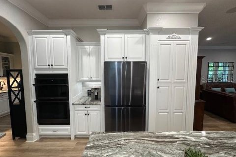 House in Orlando, Florida 4 bedrooms, 335.19 sq.m. № 1535203 - photo 24