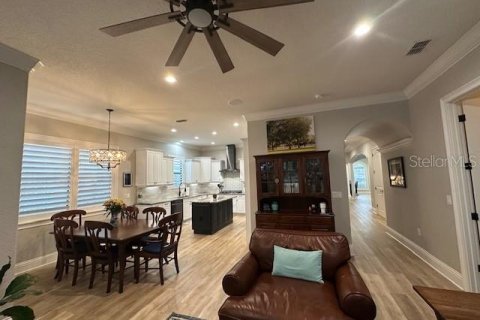 Casa en venta en Orlando, Florida, 4 dormitorios, 335.19 m2 № 1535203 - foto 7
