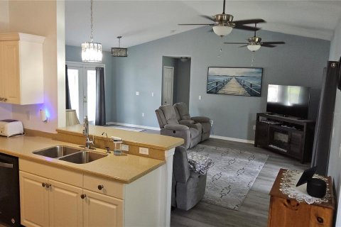 House in North Port, Florida 3 bedrooms, 144.37 sq.m. № 1787593 - photo 9