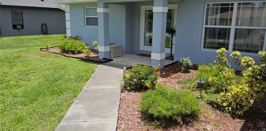 House in North Port, Florida 3 bedrooms, 144.37 sq.m. № 1787593