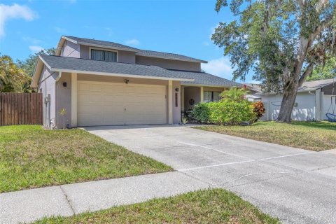 Casa en venta en Tampa, Florida, 4 dormitorios, 178.09 m2 № 1654873 - foto 2