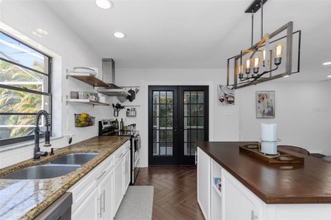 Villa ou maison à vendre à Tampa, Floride: 4 chambres, 178.09 m2 № 1654873 - photo 21