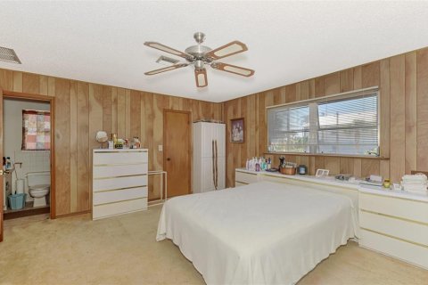 House in Englewood, Florida 5 bedrooms, 199.55 sq.m. № 1591383 - photo 26