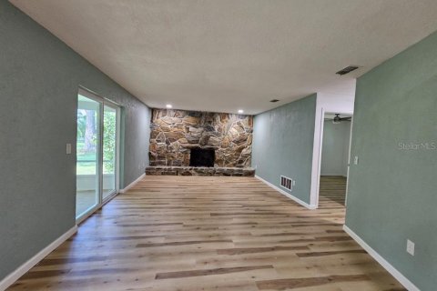 Casa en venta en Palm Coast, Florida, 3 dormitorios, 168.52 m2 № 1901591 - foto 3