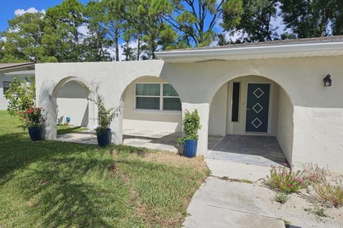Casa en venta en Palm Coast, Florida, 3 dormitorios, 168.52 m2 № 1901591 - foto 1
