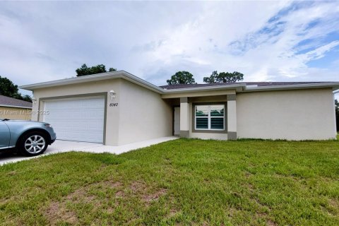 House in LaBelle, Florida 3 bedrooms, 158.4 sq.m. № 1488223 - photo 29