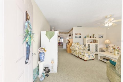 House in Summerfield, Florida 2 bedrooms, 106.19 sq.m. № 2203438 - photo 4