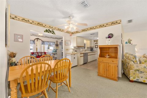 House in Summerfield, Florida 2 bedrooms, 106.19 sq.m. № 2203438 - photo 9