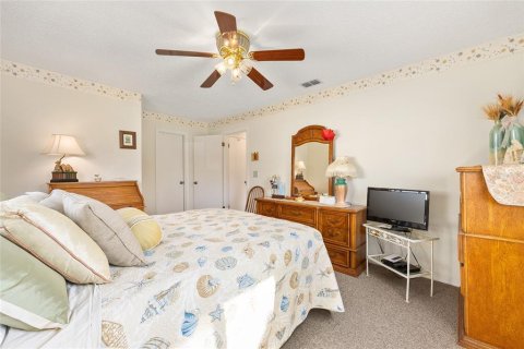 House in Summerfield, Florida 2 bedrooms, 106.19 sq.m. № 2203438 - photo 23