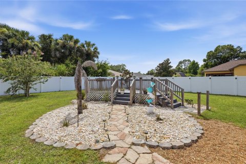 House in Palm Coast, Florida 3 bedrooms, 138.52 sq.m. № 2236900 - photo 30