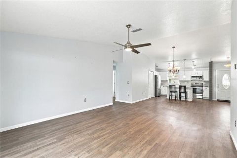 House in Palm Coast, Florida 3 bedrooms, 138.52 sq.m. № 2236900 - photo 16