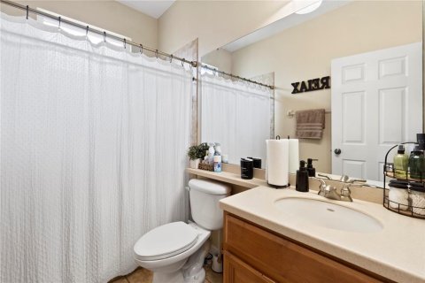 House in STONEYBROOK HILLS in Mount Dora, Florida 4 bedrooms, 184.5 sq.m. № 1657616 - photo 21