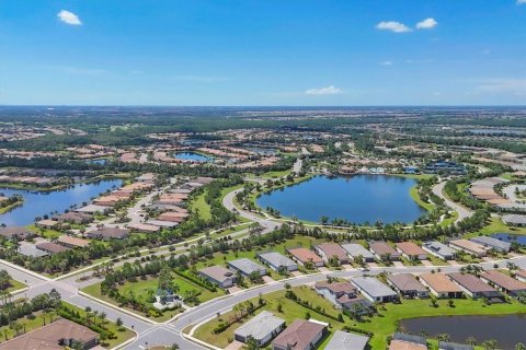 House in Bradenton, Florida 2 bedrooms, 180.04 sq.m. № 1828095 - photo 7