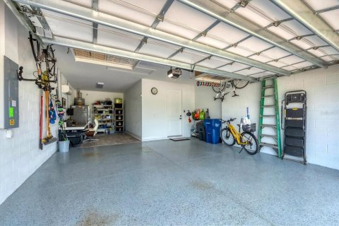 House in Bradenton, Florida 2 bedrooms, 180.04 sq.m. № 1828095 - photo 30