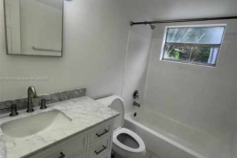 Apartment in Fort Lauderdale, Florida 1 bedroom № 1944161 - photo 4