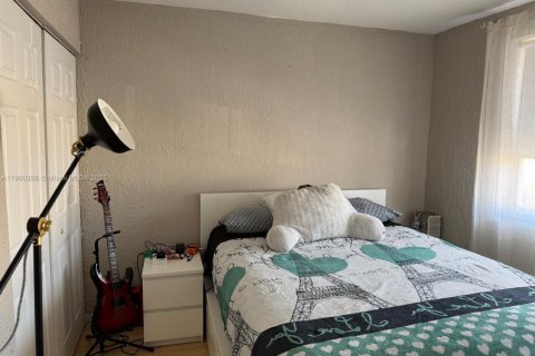 Touwnhouse à louer à Miami, Floride: 3 chambres, 117.99 m2 № 1951860 - photo 10