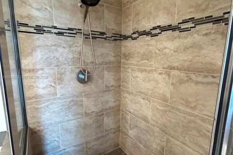Condominio en alquiler en Aventura, Florida, 3 dormitorios, 126.53 m2 № 2065941 - foto 16