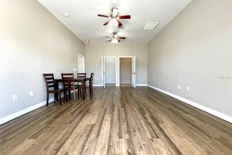 Commercial property in Summerfield, Florida 320.51 sq.m. № 1651420 - photo 13