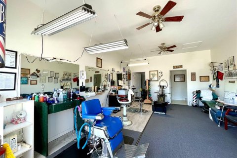 Commercial property in Summerfield, Florida 320.51 sq.m. № 1651420 - photo 16