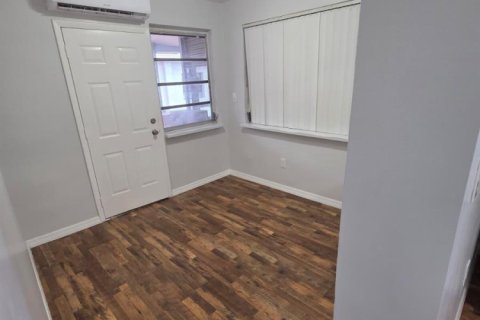 Apartment in West Park, Florida 1 bedroom, 46.45 sq.m. № 2243452 - photo 7
