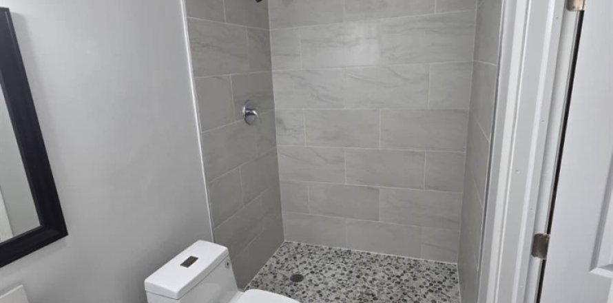 Apartment in West Park, Florida 1 bedroom, 46.45 sq.m. № 2243452