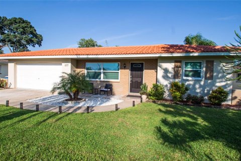 House in Clearwater, Florida 2 bedrooms, 95.69 sq.m. № 1915510 - photo 3