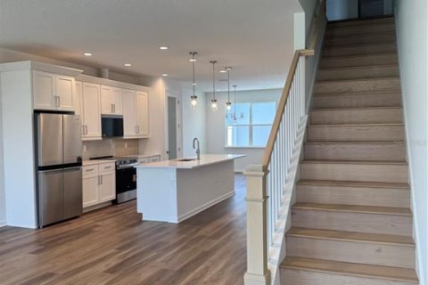 Touwnhouse à vendre à Apopka, Floride: 3 chambres, 172.52 m2 № 2150349 - photo 3